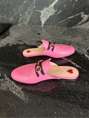 Gucci Fuchsia Leather Horsebit Slip-On Mule